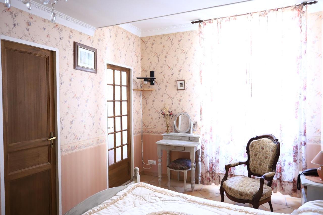 Le Baldaquin Bed and Breakfast Moustiers-Sainte-Marie Exteriör bild